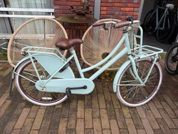 Mooie Nogan meisjesfiets met voordrager beschikbaar voor biedingen