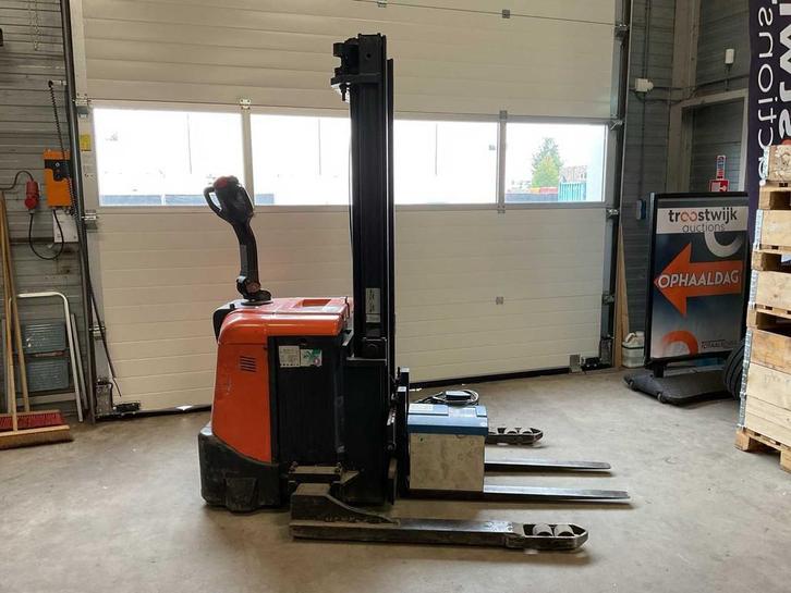 BT SPE135D Elektrische palletwagen, Zakelijke goederen, Machines en Bouw | Heftrucks en Intern transport, Palletwagen, Overige aandrijving