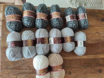 Nieuwe bollen Stylecraft Special DK beschikbaar voor biedingen