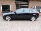 Volvo V60 2.4 D6 AWD Plug-In Hybrid Summum Automaat / Leder, Automaat, 1849 kg, Euro 6, Zwart