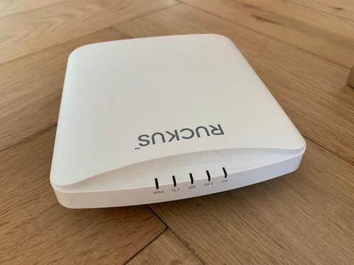 Ruckus R350 WIFI Access Point WIFI6, Computers en Software, Accesspoints, Zo goed als nieuw, Ophalen of Verzenden