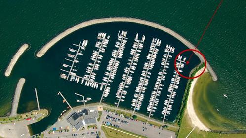 Ligplaats Regatta Center Medemblik 11*4,5 m met langssteiger, Watersport en Boten, Ligplaatsen
