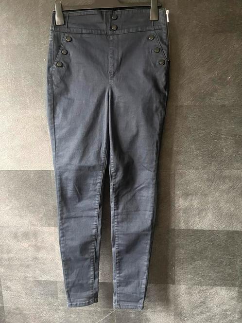 Prachtige KAREN MILLEN  broek, Kleding | Dames, Broeken en Pantalons, Zo goed als nieuw, Maat 38/40 (M), Blauw, Ophalen of Verzenden