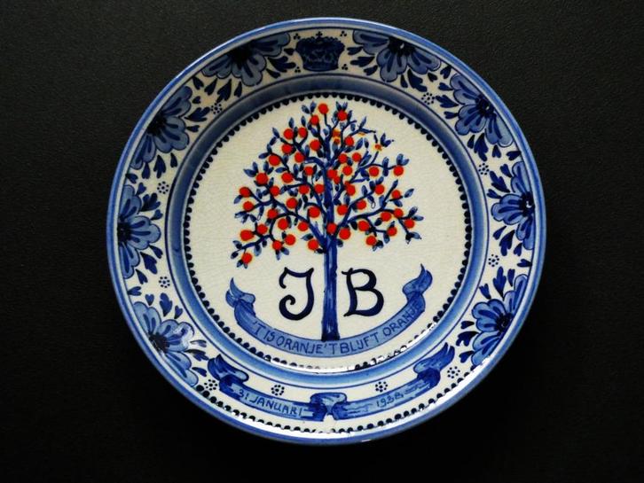 Delftsblauw Juliana en Bernhard Rotterdamsch Nieuwsblad, Antiek en Kunst, Antiek | Wandborden en Tegels, Ophalen of Verzenden