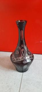 Antieke,Kristallen Vaas rood Bordeaux 30 cm hoogte, Antiek en Kunst, Antiek | Vazen, Ophalen of Verzenden