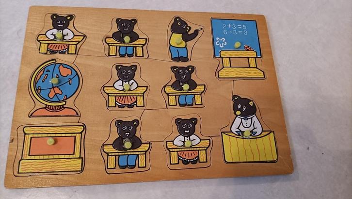 Puzzel van hout met thema school, Kinderen en Baby's, Speelgoed | Kinderpuzzels, Zo goed als nieuw, 6 maanden tot 2 jaar, 10 tot 50 stukjes