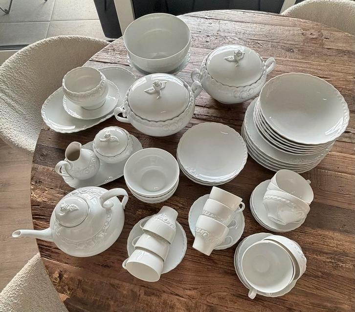 Porseleinen wit servies Drache Alt-TirschenReuth, Antiek en Kunst, Antiek | Servies compleet, Ophalen