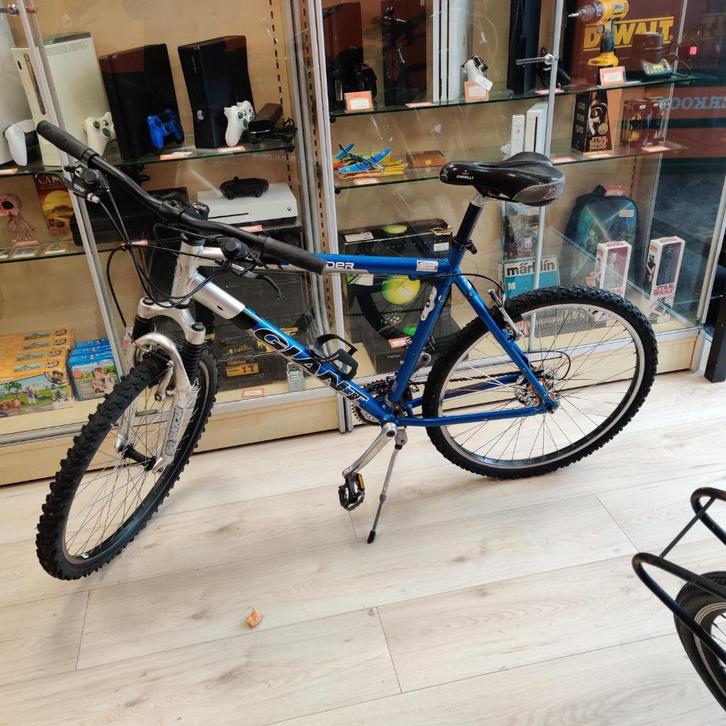 Giant mountainbike nu voor €119.99, Fietsen en Brommers, Fietsen | Mountainbikes en ATB, Gebruikt, Giant, 49 tot 53 cm, Ophalen