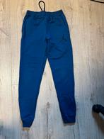Trainingsbroek jongen jordan maat 152/158 zgan, Ophalen of Verzenden, Zo goed als nieuw, Jongen of Meisje, Broek