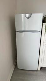 Indesit koelkast moet voor dinsdag weg!!, Ophalen, Gebruikt, 200 liter of meer, 160 cm of meer