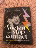 Voeten in het stopcontact - Gwen van Poorten, Ophalen of Verzenden, Zo goed als nieuw, Overige onderwerpen