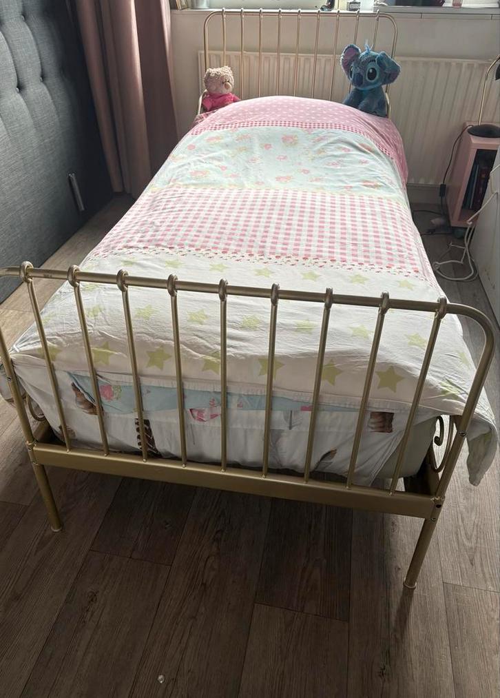 Goud peuterbed/1-persoons compleet met alles erbij!, Kinderen en Baby's, Kinderkamer | Bedden, Zo goed als nieuw, 180 cm of meer