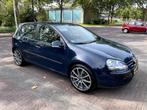 Volkswagen Golf V / 1.6 75KW 5D 2005 Blauw, Voorwielaandrijving, Stof, 4 cilinders, Blauw