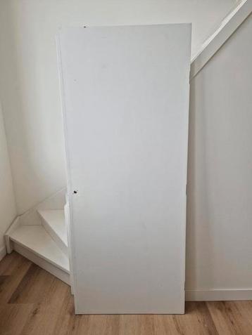 Houten deur beschikbaar voor biedingen