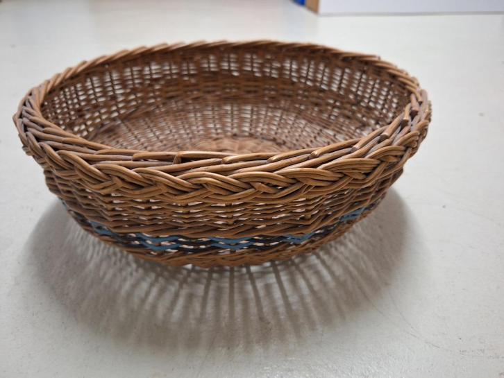 antieke rieten / rotan mand, Antiek en Kunst, Curiosa en Brocante, Ophalen of Verzenden
