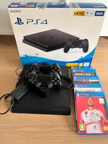 PS4 Slim 500GB + 2 Controllers + 5 Games + Oplaadstation beschikbaar voor biedingen