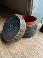 Volkskunst. Handbeschilderd wolwind doosje “Bikkel”, Ophalen of Verzenden