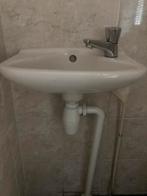 Fontein wc, crème keramiek met kraan en sifon 38x28.5cm, Doe-het-zelf en Verbouw, Sanitair, Ophalen of Verzenden, Gebruikt, Steen