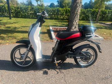 Nimoto City 350 met nieuwe accu beschikbaar voor biedingen