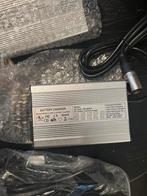 Baterijelader new, Ophalen of Verzenden, Nieuw, AC/DC Adapter