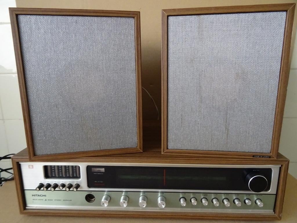 Vintage tuner Hitachi KS-2500E vintage Hitachi KS2500E tuner, Gebruikt, Hitachi, Onbekend, Ophalen of Verzenden