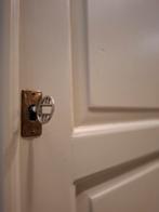 Brocante/Landelijke set houten kledingkasten, zandkleur, Huis en Inrichting, Kasten | Kledingkasten, Ophalen, 100 tot 150 cm, Met hangruimte