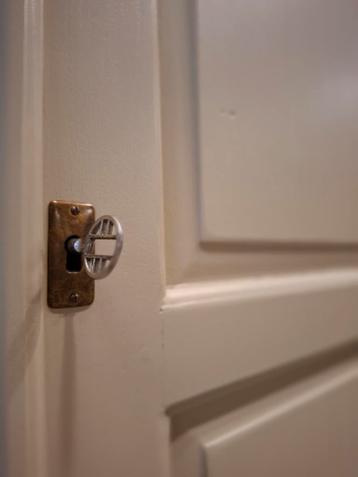 Brocante/Landelijke set houten kledingkasten, zandkleur - afbeelding 3