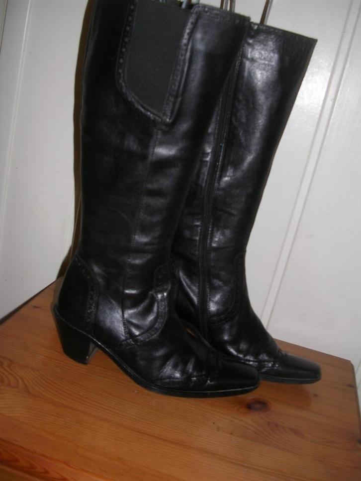 Elegante hoge zwarte leren laarzen van Bladelli, maat 37, Kleding | Dames, Schoenen, Zo goed als nieuw, Hoge laarzen, Zwart, Verzenden