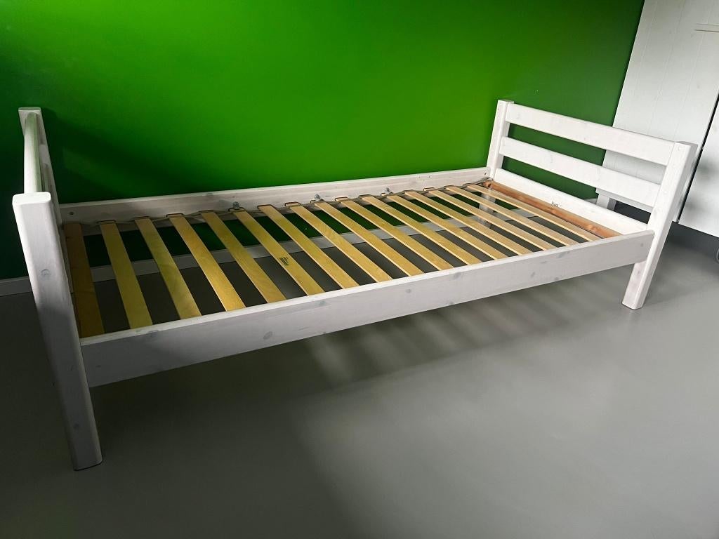 Flexa bed/hoogslaper, Kinderen en Baby's, Kinderkamer | Bedden, Ophalen, 85 tot 100 cm, Gebruikt, Lattenbodem