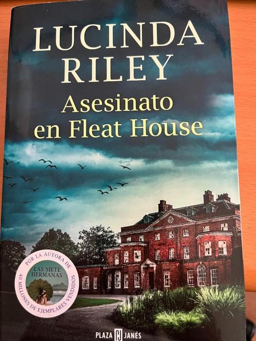 spaanse boeken van de bekende schrijfster: lucinda Riley, Boeken, Overige Boeken, Zo goed als nieuw, Ophalen of Verzenden