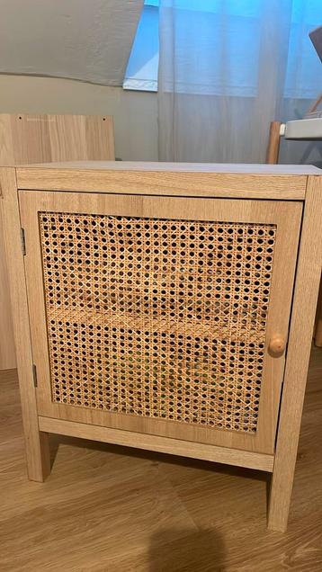 Webbing nacht kastje  beschikbaar voor biedingen