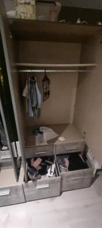 Klerenkast met roede, 8 lades & spiegel  - 180Bx200Hx55D cm - afbeelding 17