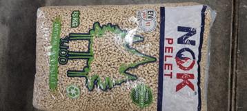Hout pellets beschikbaar voor biedingen
