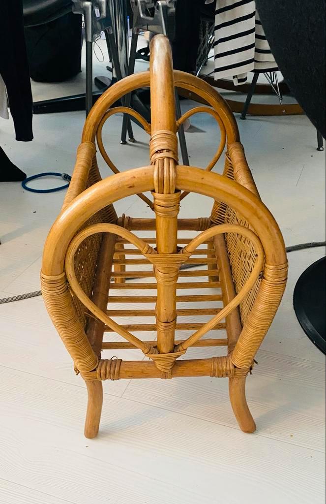Vintage Rotan Krantenbak Riet Lectuurbak '60, Huis en Inrichting, Woonaccessoires | Krantenbakken en Lectuurbakken, Gebruikt, Ophalen of Verzenden