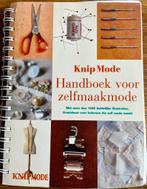 Knip Mode Handboek - Naaien en Kleding Maken, Boeken, Onbekend, Ophalen of Verzenden, Zo goed als nieuw, Borduren en Naaien
