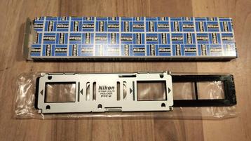 Nikon Coolscan adapter FH-2 -& FH-3 beschikbaar voor biedingen