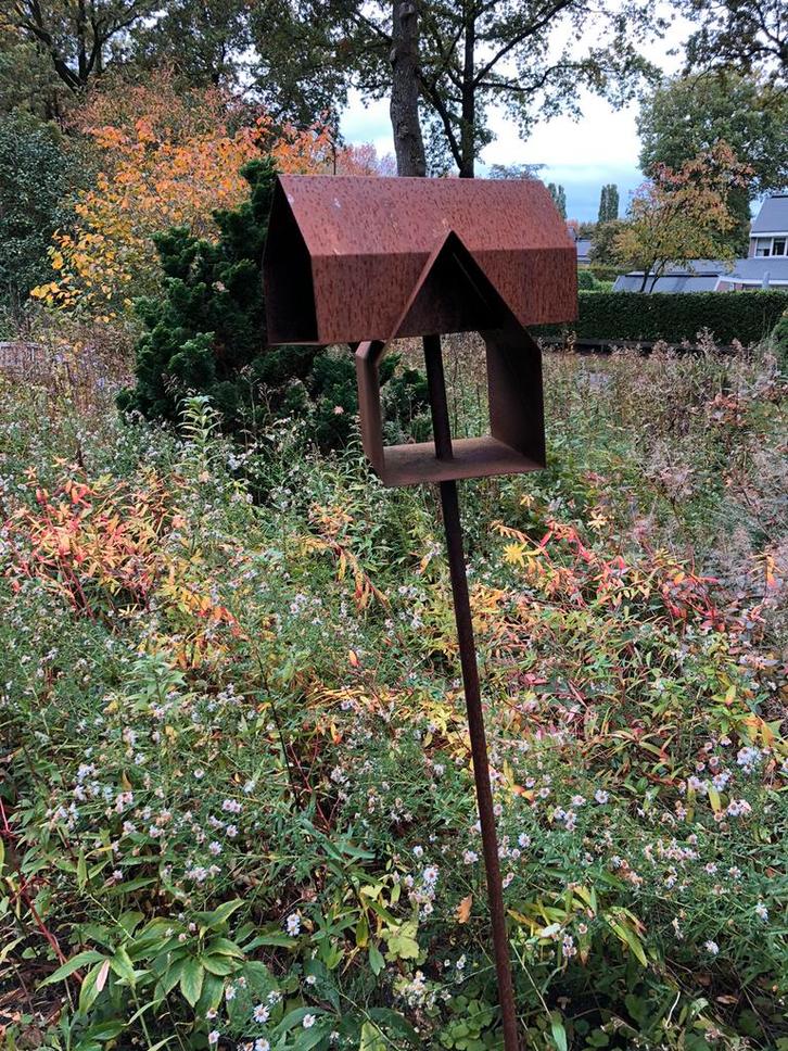 Vogelhuis van cortenstaal, Tuin en Terras, Vogelhuisjes en Vogelbaden, Gebruikt, Ophalen