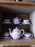 Theepot met kopjes sc maestricht the teadrinker, Antiek en Kunst, Ophalen