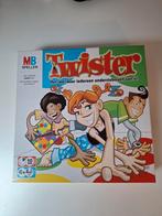 Twister - Het spel waar iedereen ondersteboven is!, Hobby en Vrije tijd, Gezelschapsspellen | Bordspellen, Vijf spelers of meer
