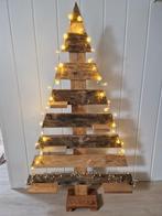 Houten kerstboom met verlichting, Ophalen