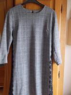 Jurk met zwart/grijze pied de poule ruitje, maat S., Ophalen, Zwart, Maat 36 (S), Boven de knie