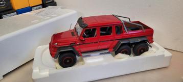 Autoart Signature Mercedes G63 AMG 6x6 beschikbaar voor biedingen