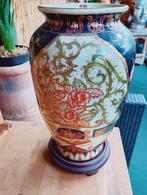 Chinese porseleinen handgeschilderde satsuma vaas, Antiek en Kunst, Antiek | Porselein, Ophalen of Verzenden