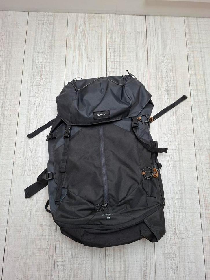 Forclaz MT100 EasyFit 50L Rugzak - Decathlon, Sport en Fitness, Bergsport en Wandelen, Zo goed als nieuw, Rugzak, Ophalen of Verzenden