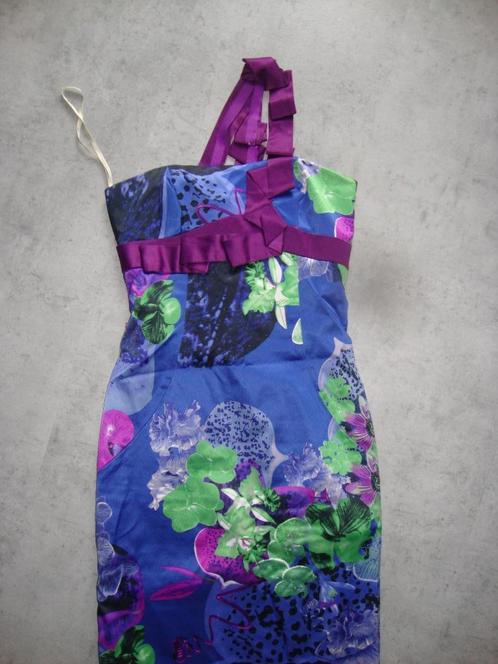Mooie Karen Millen bloemen jurk paars groen lila, Kleding | Dames, Jurken, Zo goed als nieuw, Maat 34 (XS) of kleiner, Paars, Knielengte