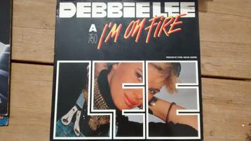 Maxi single - Debbie Lee - I'm on fire beschikbaar voor biedingen