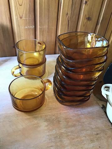 Vintage Amber Glazen Servies - Gratis Afhalen beschikbaar voor biedingen