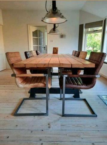 Eetkamertafel met 8 stoelen & LED lampen - 300x105cm beschikbaar voor biedingen