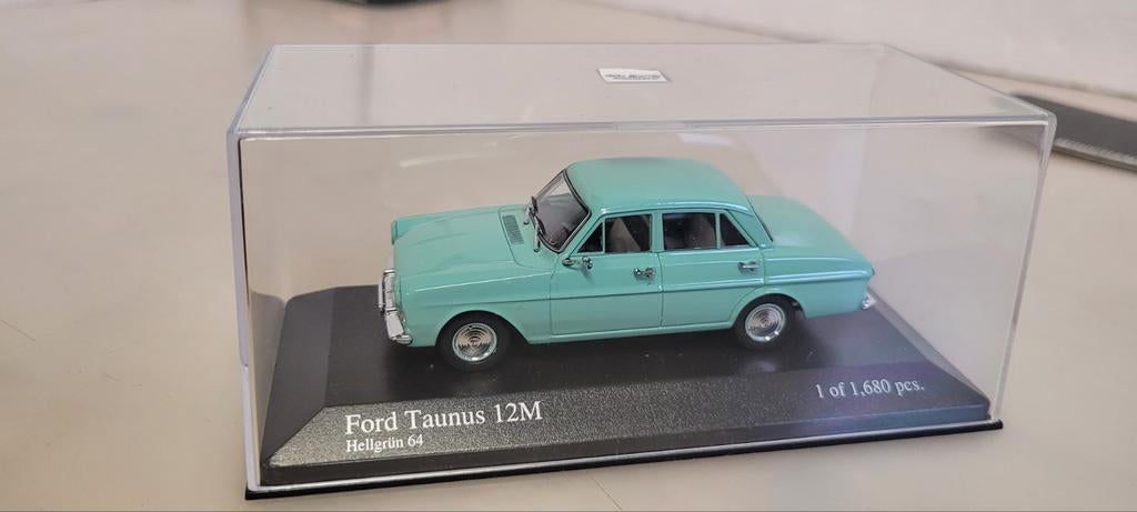 Miniature Ford Taunus 1964 - Minichamps 1/43 - Gris Métal - Voiture De Collection