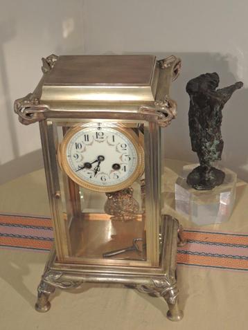 Art Nouveau vitrineklok beschikbaar voor biedingen